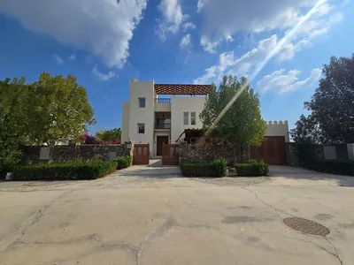 villa in Jebel Sifah - 4